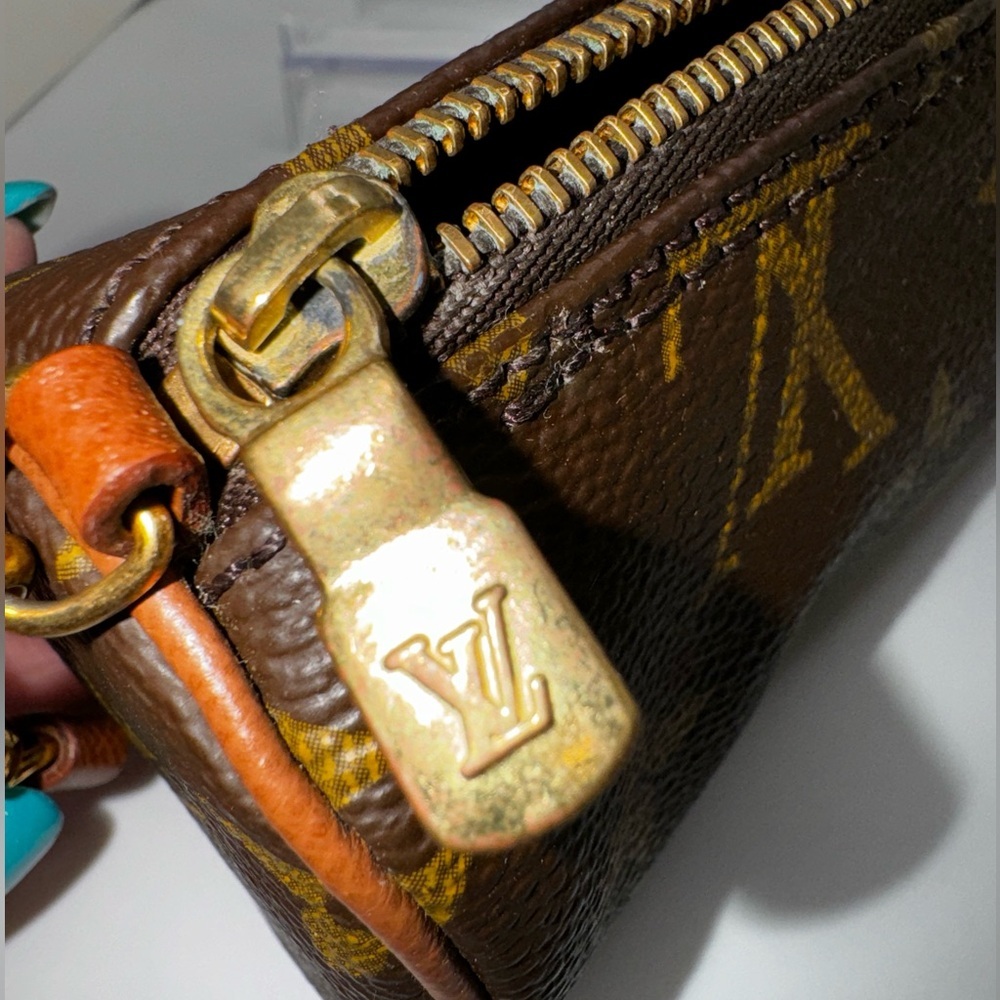 Louis Vuitton - mini Papillon pouch - very good used condition - LV monogram - Picture 10 of 13